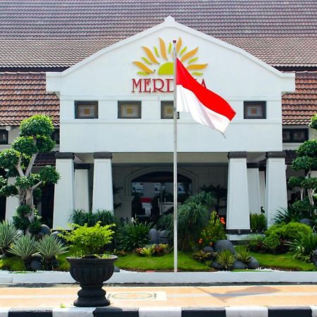 Hotel Merdeka Kediri Kediri (East Java) Exterior foto