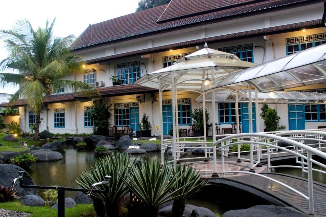 Hotel Merdeka Kediri Kediri (East Java) Exterior foto
