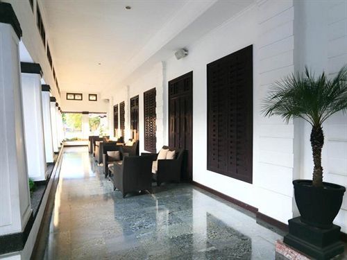 Hotel Merdeka Kediri Kediri (East Java) Exterior foto