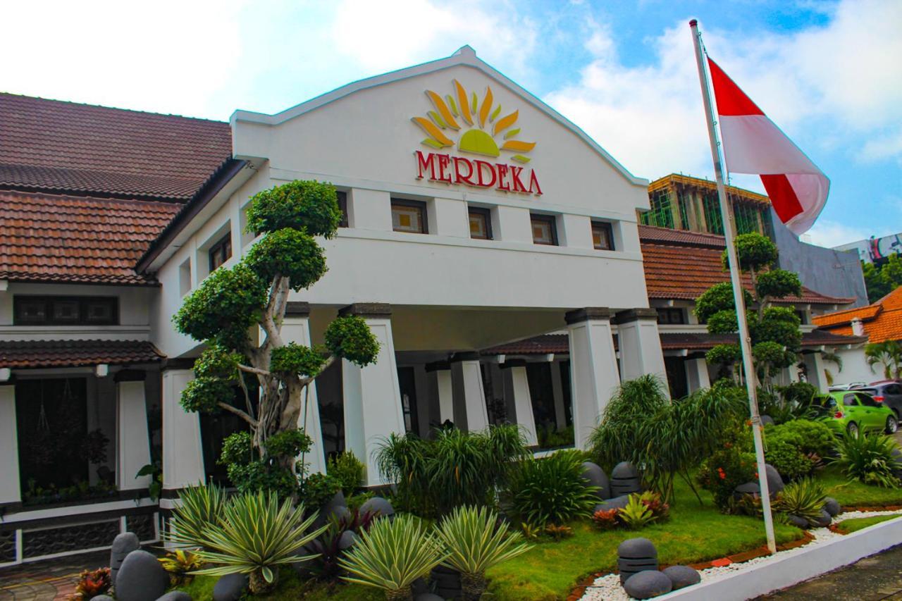Hotel Merdeka Kediri Kediri (East Java) Exterior foto